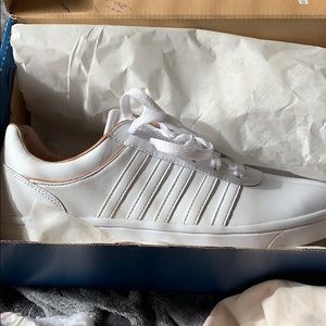 KSWISS White Court Chesterfields NWT